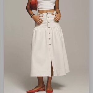 Moon River White Button-Down A-Line Skirt